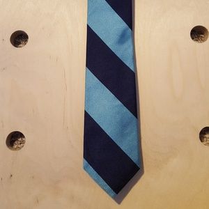 English silk tie in wide stripe